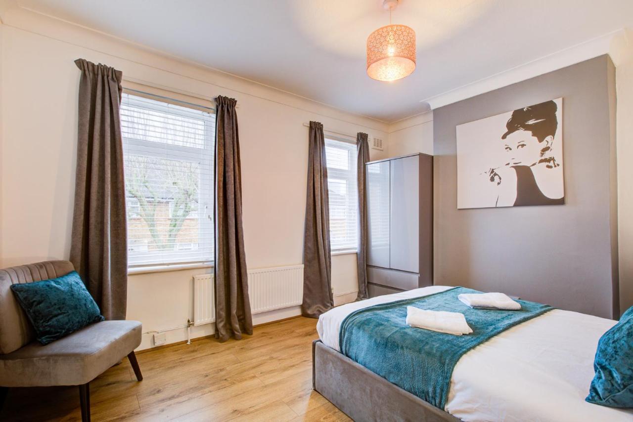Statera Apartments - 2-Bed House In Stratford Londra Esterno foto