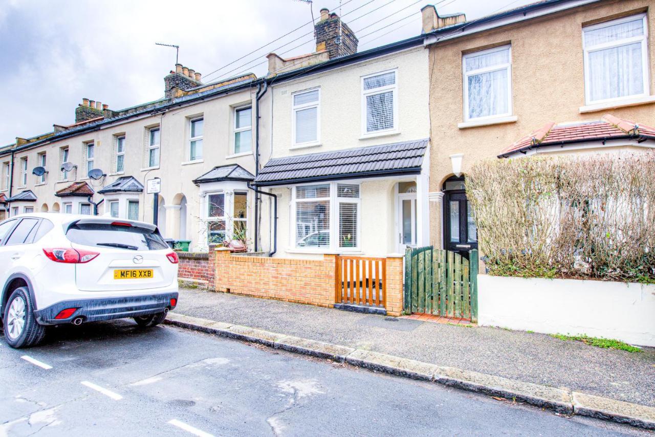 Statera Apartments - 2-Bed House In Stratford Londra Esterno foto